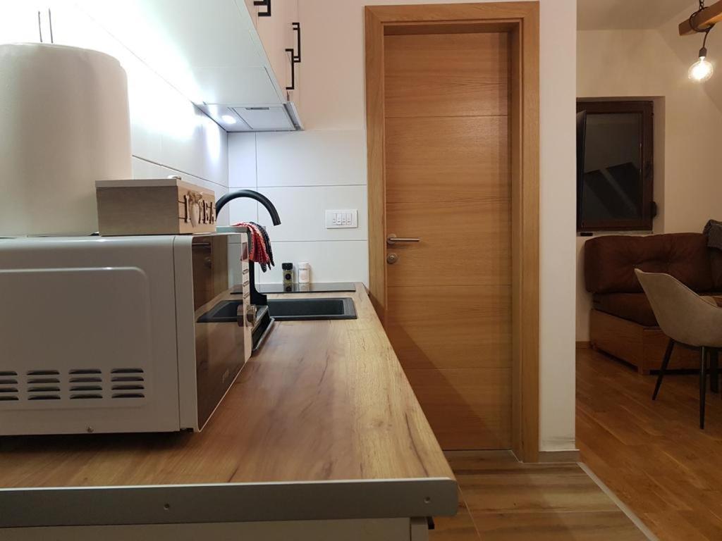 Wood Apartmani - Vila Zimska Idila ヤホリナ エクステリア 写真