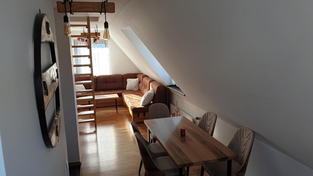 Wood Apartmani - Vila Zimska Idila ヤホリナ エクステリア 写真