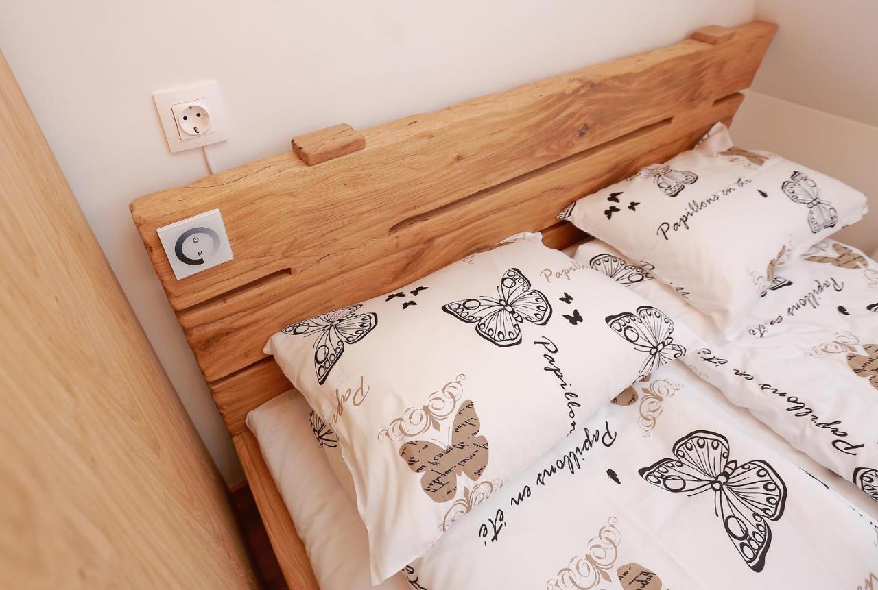 Wood Apartmani - Vila Zimska Idila ヤホリナ エクステリア 写真